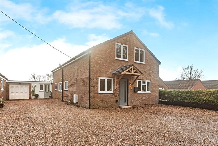 5 Bedroom Detached House For Sale In Greenbury Close, Basingstoke, Hampshire, RG23