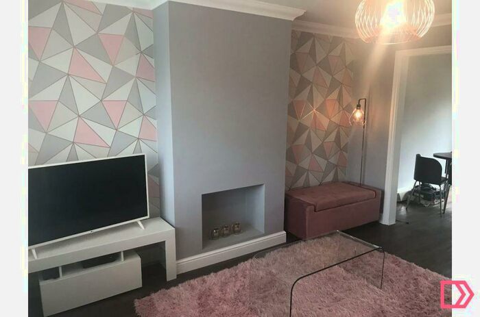 3 Bedroom Semi-Detached House To Rent In Arthur Road, Rainham, Gillingham, Kent, ME8