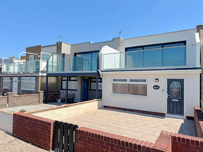 2 Bedroom Town House For Sale In Rossall Promenade - Thornton Cleveleys -, FY5