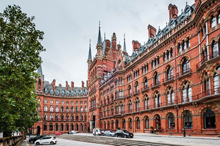 1 Bedroom Flat To Rent In St. Pancras Chambers, Euston Road London, NW1