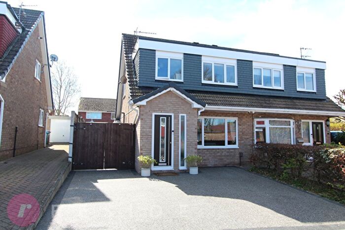 3 Bedroom Semi Detached House For Sale In Hartford Avenue, Heywood, OL10