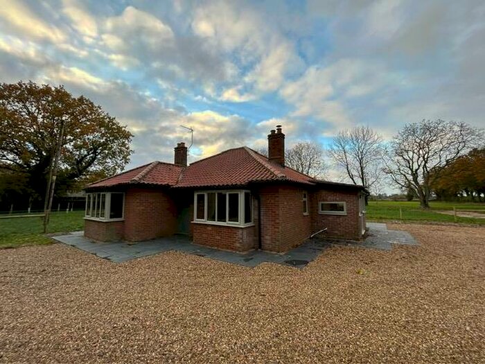 3 Bedroom House To Rent In Blackmoor Row, Shipdham, Thetford, IP25