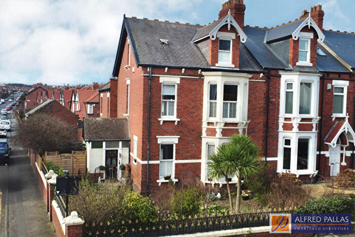 6 Bedroom End Of Terrace House For Sale In Park Avenue, Roker, SR6