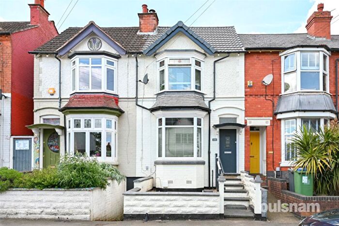 3 Bedroom Terraced House For Sale In Park Road, Bearwood, West Midlands, B67