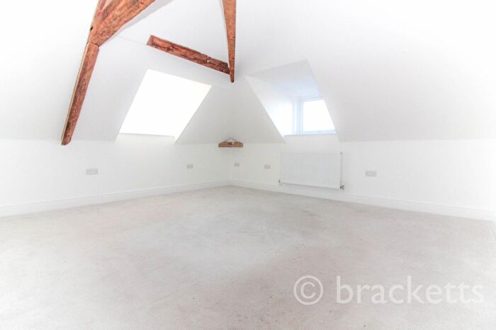 1 Bedroom Flat To Rent In Rye Road, Hawkhurst, TN18