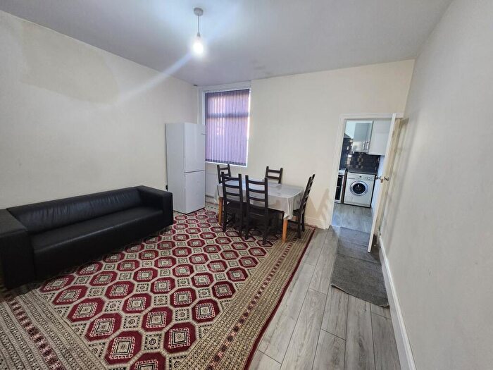 3 Bedroom Terraced House To Rent In Smart Street, Manchester, M12