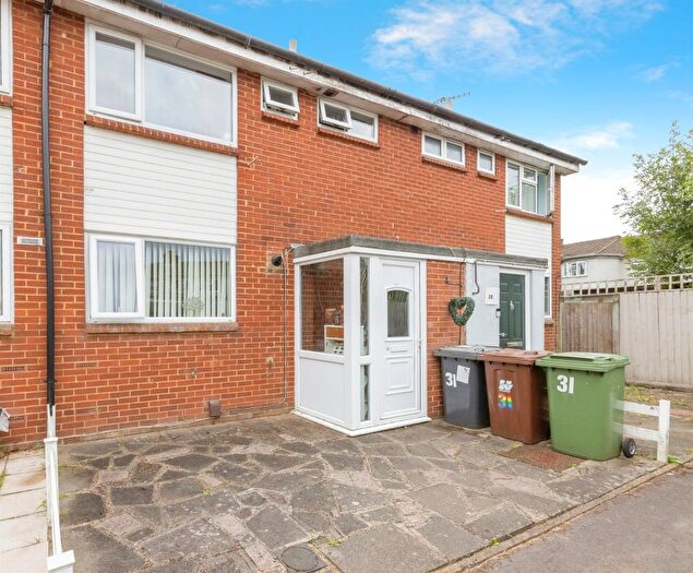 3 Bedroom Terraced House For Sale In Cooks Mead, Bushey, WD23
