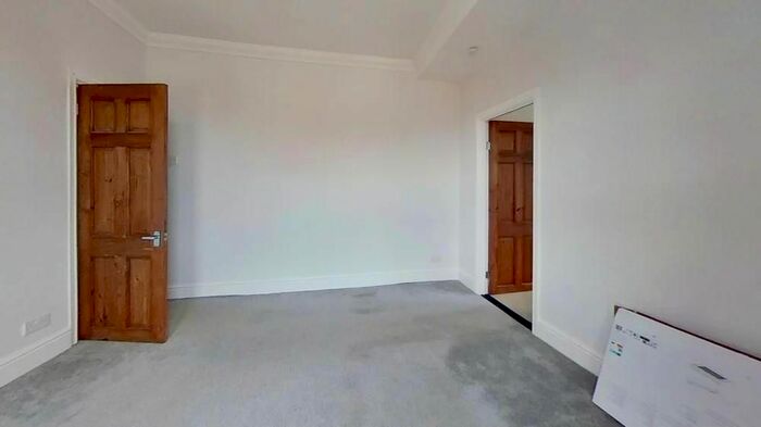 1 Bedroom Flat To Rent In Locksway Road, Southsea, PO4