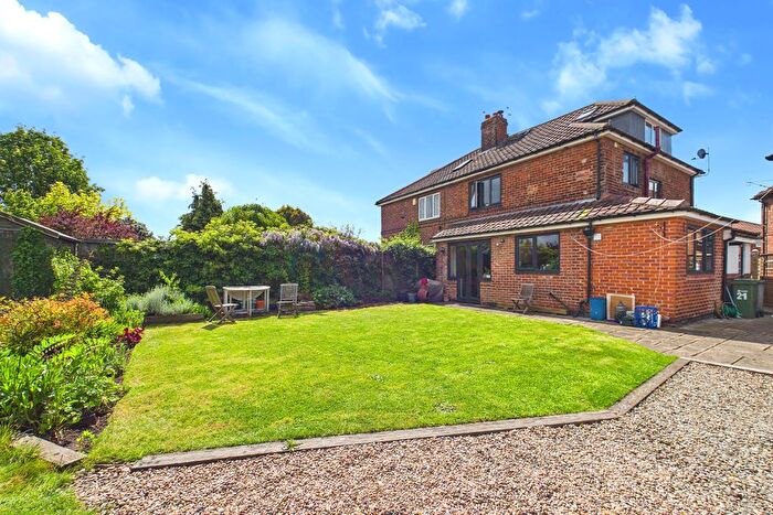 4 Bedroom Semi-detached House For Sale In Welton Avenue, York, North Yorkshire, YO26