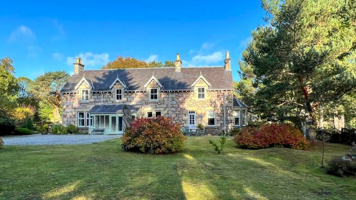 7 Bedroom Detached House For Sale In Station Road, Carrbridge, PH23