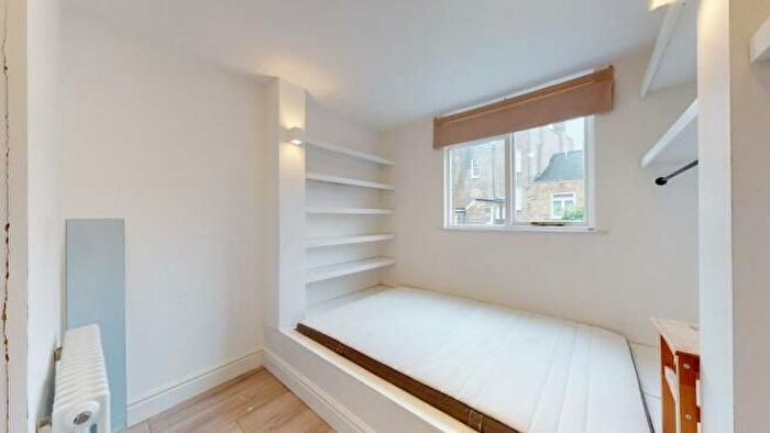 Studio To Rent In Claremont Road, London, W9