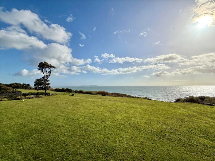 3 Bedroom Apartment For Sale In Arundel Way, Highcliffe On Sea, Christchurch, Dorset, BH23
