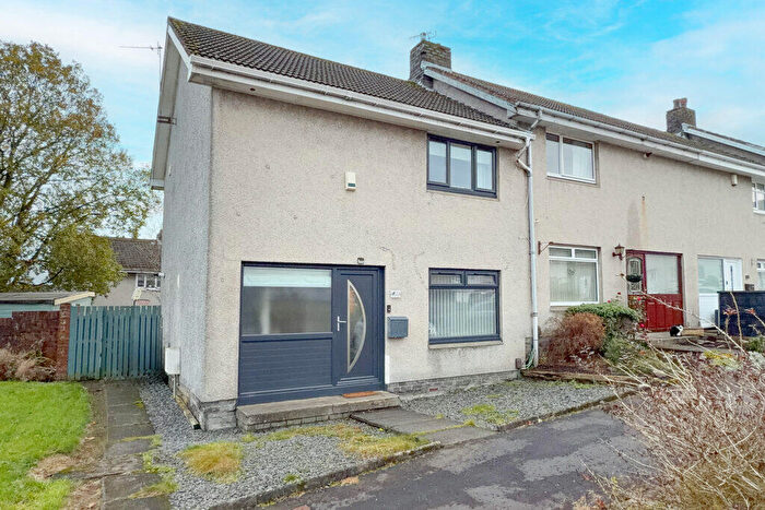 2 Bedroom End Of Terrace House For Sale In Stewart Drive, Hardgate, G81