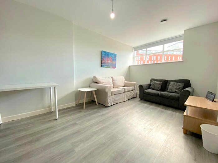3 Bedroom Apartment To Rent In East Street, East Point East Street, LS9