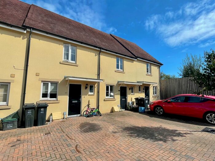 2 Bedroom Property To Rent In Garston Mead, Frome, BA11