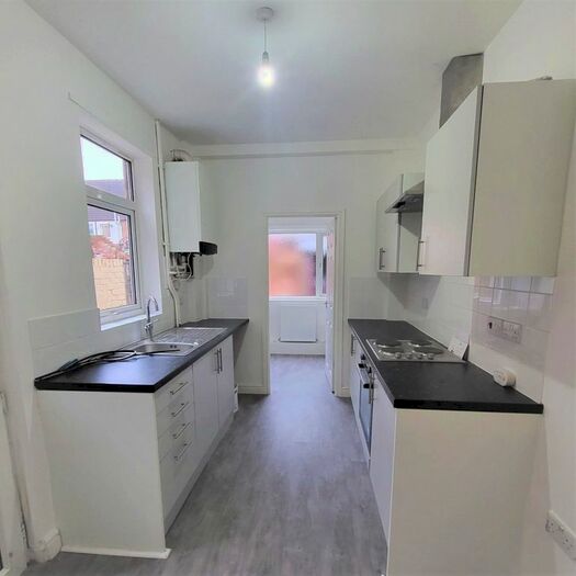 3 Bedroom Semi-Detached House To Rent In Owston Road, Carcroft, Doncaster, DN6