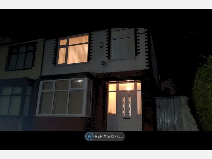 3 Bedroom Semi-Detached House To Rent In Moss Bank, Manchester, M8