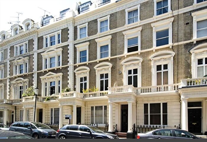 1 Bedroom Flat To Rent In Clanricarde Gardens, Notting Hill, W2