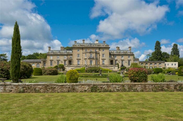 3 Bedroom Penthouse For Sale In Ottershaw Park, Ottershaw, Chertsey, Surrey, KT16