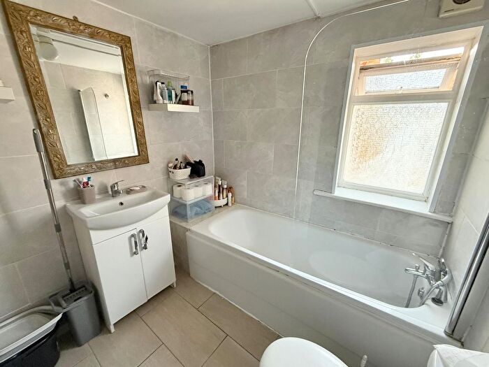 1 Bedroom Flat To Rent In London, E15