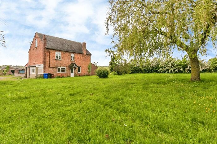 6 Bedroom Barn Conversion For Sale In Stone Road, Bramshall, Uttoxeter, Staffordshire, ST14
