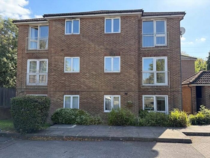 1 Bedroom Apartment To Rent In Millbrook Road East, Freemantle, Southampton, SO15