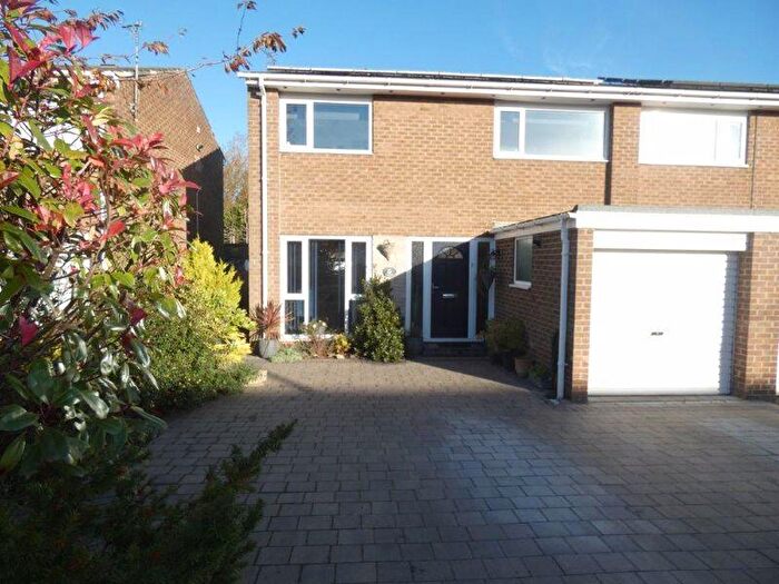 3 Bedroom Semi Detached House For Sale In Glencoe, Newcastle Upon Tyne, NE12