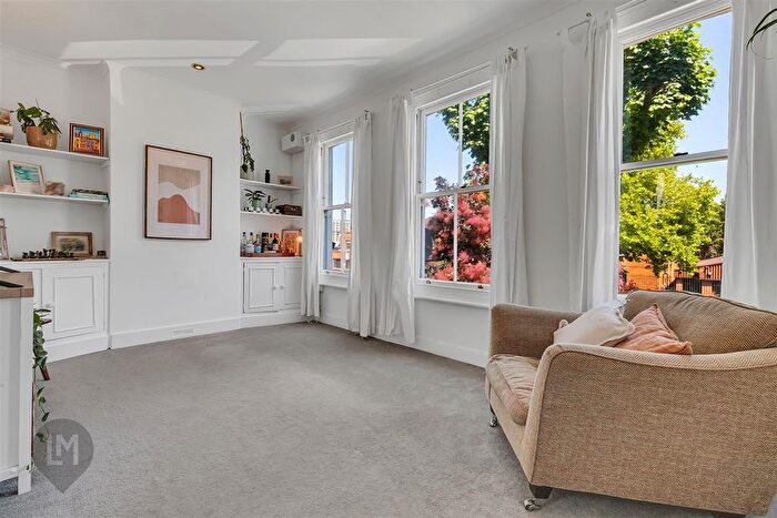 2 Bedroom Property To Rent In Merton Road, London, SW18