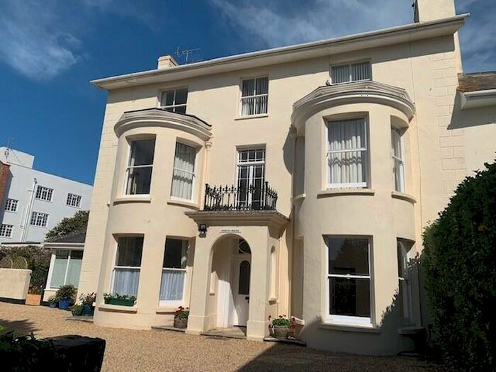 2 Bedroom Apartment To Rent In Barton Close, Sidmouth, EX10