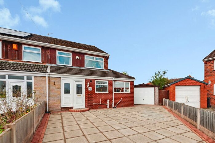 3 Bedroom Semi Detached House For Sale In Birkdale Road, Widnes, Cheshire, WA8