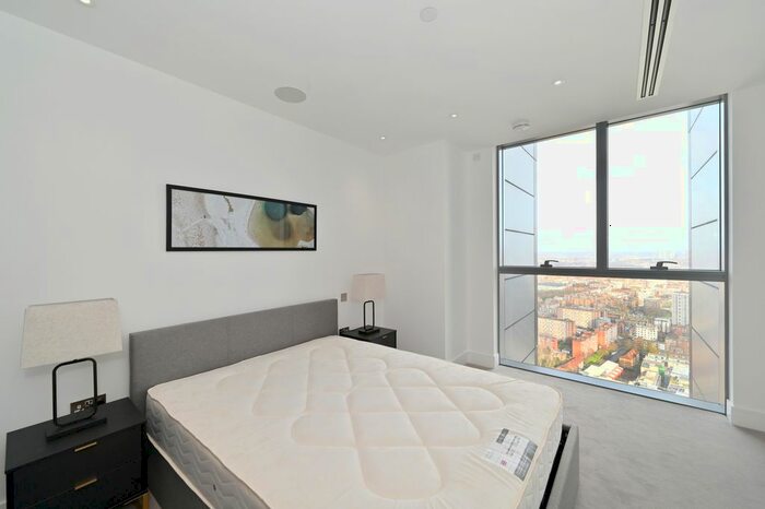 2 Bedroom Flat To Rent In Carrara Tower, Bollinder Place, London, EC1V