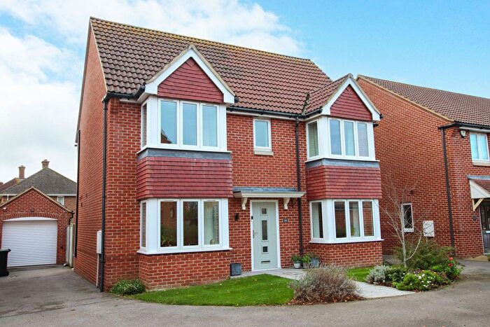 4 Bedroom Detached House For Sale In Princess Royal Close, Lymington, SO41