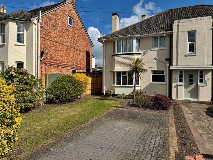 2 Bedroom Flat To Rent In R L Stevenson Avenue, Bournemouth, Dorset, BH4