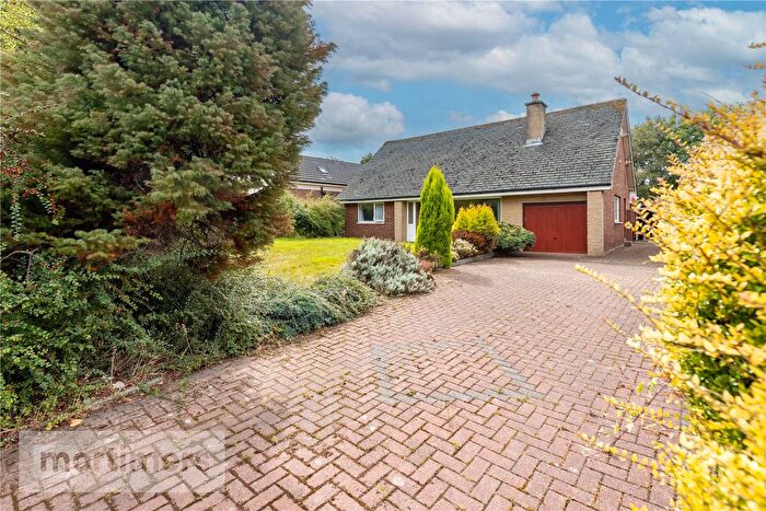 3 Bedroom Detached Bungalow For Sale In Royds Avenue, Accrington, Lancashire, BB5