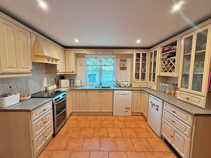 4 Bedroom Detached House For Sale In Springfield Close, Leyburn, DL8