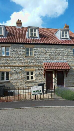 3 Bedroom Terraced House To Rent In Lion Mews, Somerton, TA11