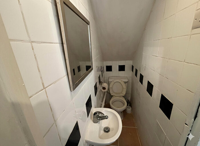 1 Bedroom Flat To Rent In Chapter Road, London, NW2