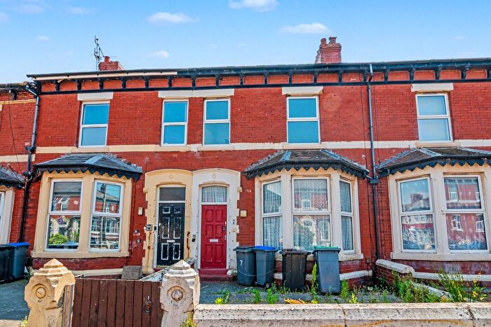 4 Bedroom Terraced House For Sale In Chesterfield Road, Blackpool, FY1