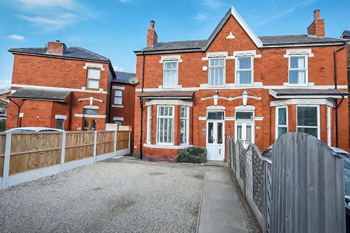 3 Bedroom Semi Detached House For Sale In Cypress Road, Southport, PR8