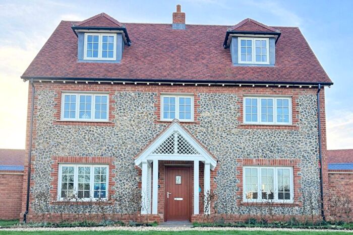 5 Bedroom Detached House For Sale In The Brooks, Clayhill Road, Burghfield Common, Reading, RG7