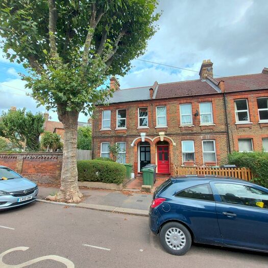 1 Bedroom Flat To Rent In Edward Road, Walthamstow, E17