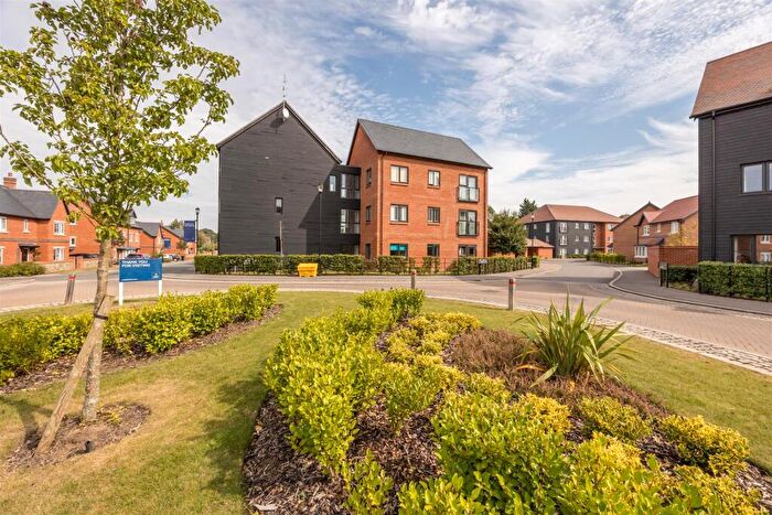 2 Bedroom Apartment For Sale In Horse Leys, Rotherfield Greys., RG9