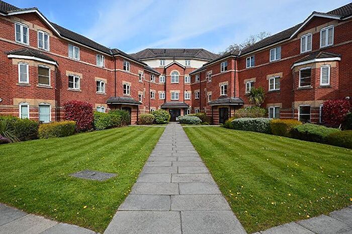 2 Bedroom Apartment To Rent In Starling Close, Sharston, M22