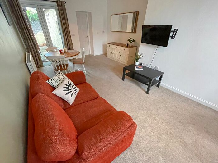 2 Bedroom Terraced House To Rent In Smithdown Lane, L7