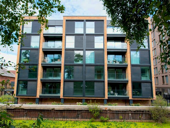 2 Bedroom Flat To Rent In Piccadilly Riverside Apartments, York, YO1