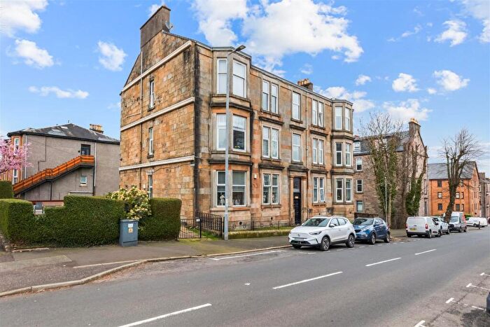 3 Bedroom Flat For Sale In Robertson Street, Greenock, PA16