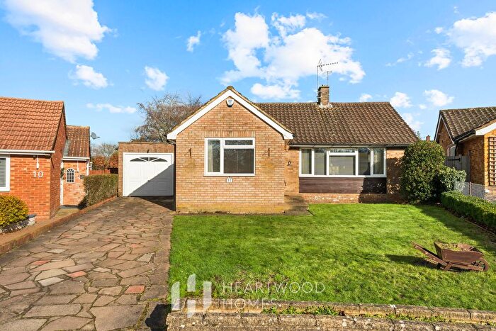 2 Bedroom Bungalow For Sale In Blake Close, St. Albans, AL1