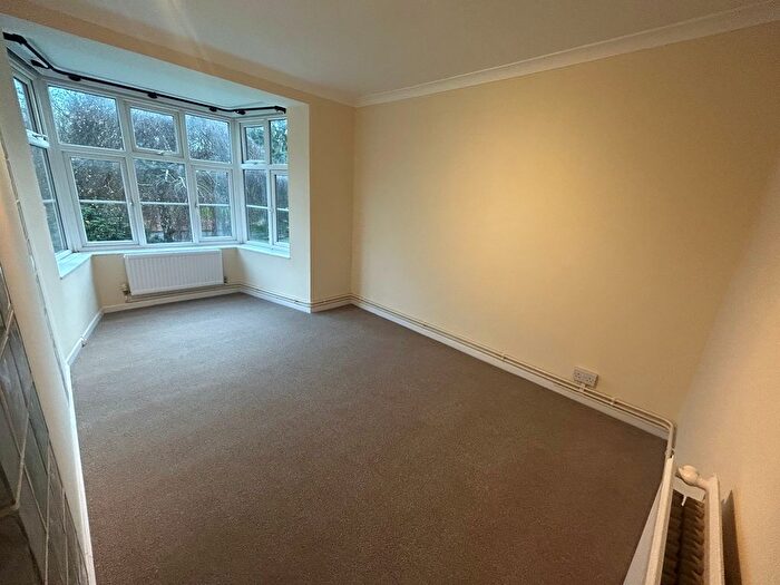 1 Bedroom Flat To Rent In Stanborough Green, Welwyn Garden City, AL8