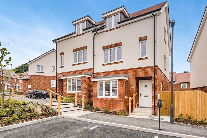 3 Bedroom Property To Rent In Mason Close, St Leonards On Sea, TN37