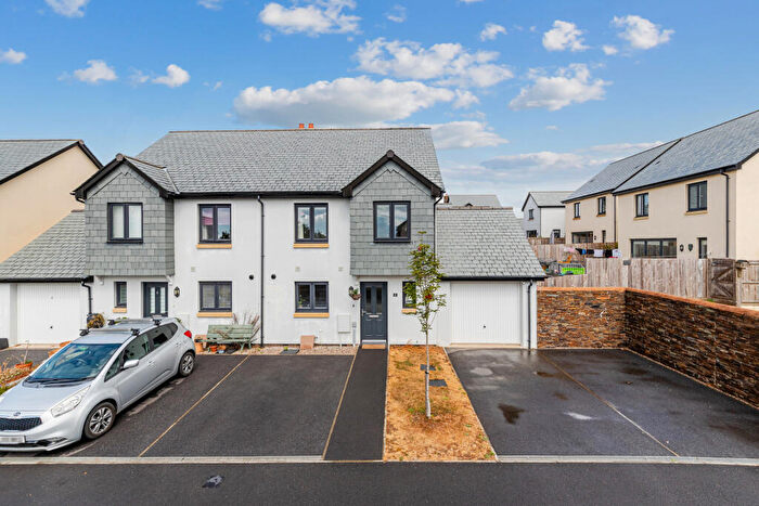 3 Bedroom Semi-Detached House For Sale In Russet Way, Brixton, Plymouth, Devon, PL8